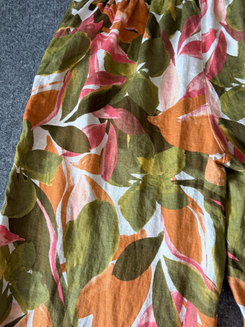 Tahari Olive, Orange & Pink Leaf-Print Wide-Leg Capris - Picture 7 of 12